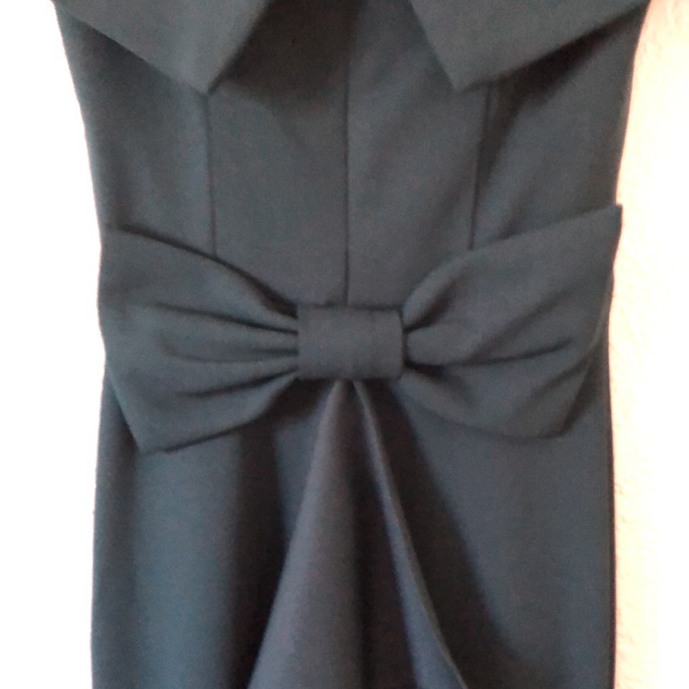 Evening gown - Picture 6 of 8